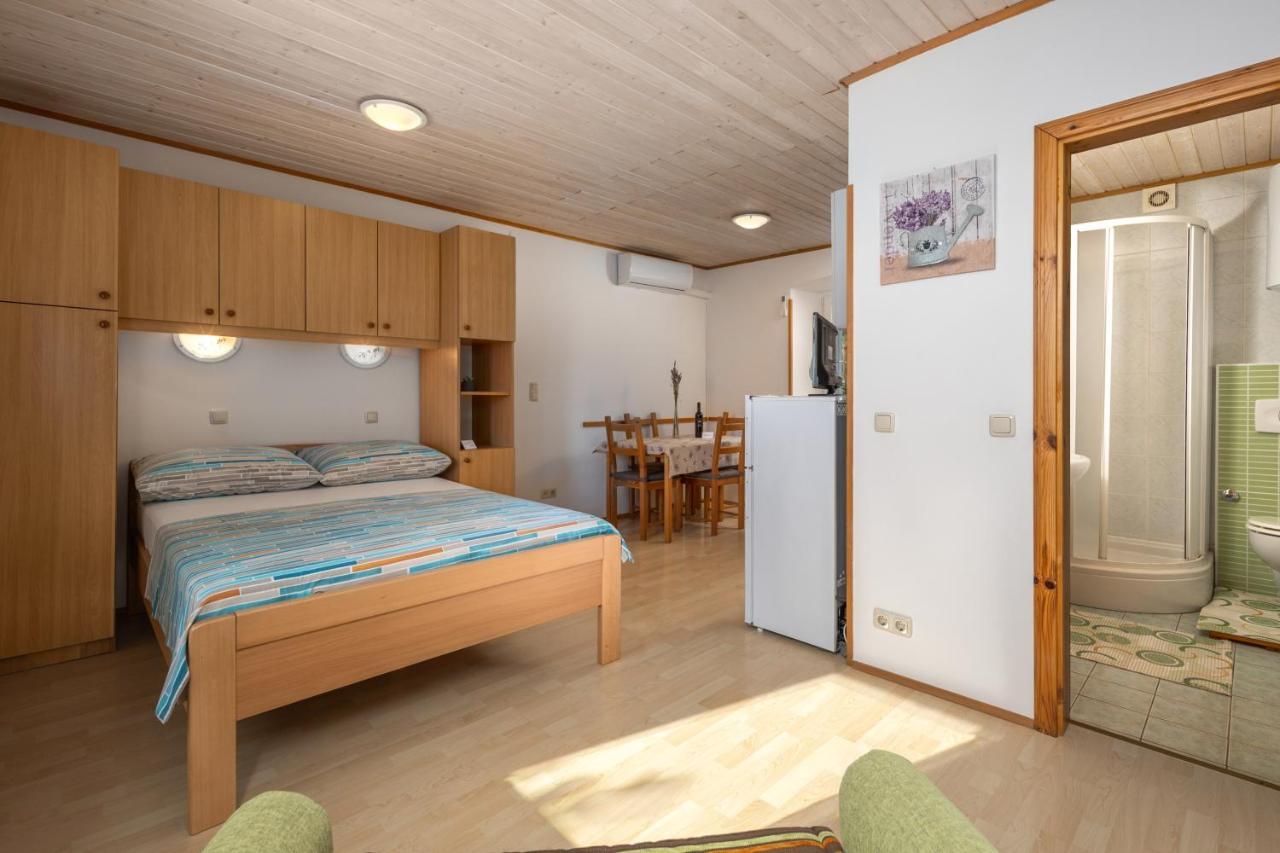 Apartmani Matic Moscenicka Draga Exterior foto